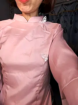 Snapshot of Lucy_limon chatting on 01.12.26 Lucy limon online show from 01.12.26