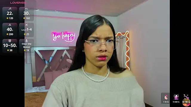 Snapshot of Emilly_tay chatting on 01.28.25 Emilly tay online show from 01.28.25