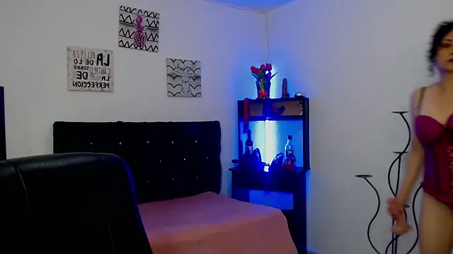 arianna ros3 online show from 09.19.25