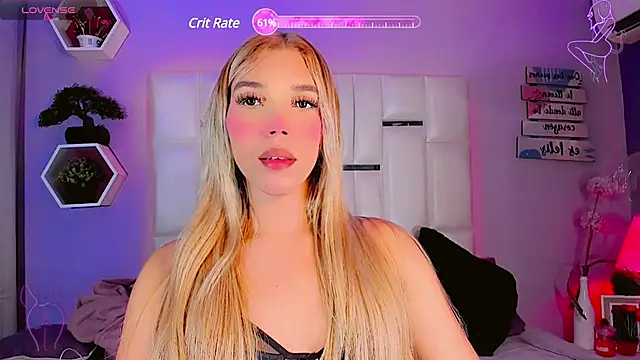 Snapshot of Aileen_18 chatting on 01.01.25 Aileen 18 online show from 01.01.25