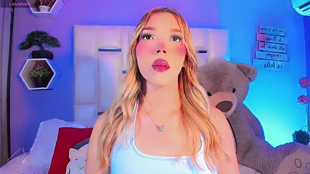 Snapshot of Aileen_18 chatting on 09.12.25 Aileen 18 online show from 09.12.25