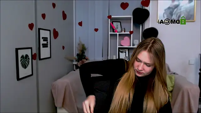 playful sophie online show from 02.23.25