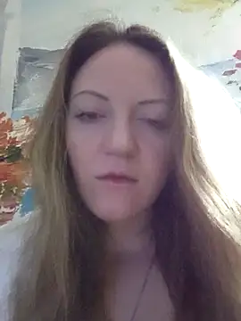 KattyLuuu online show from 11.30.25