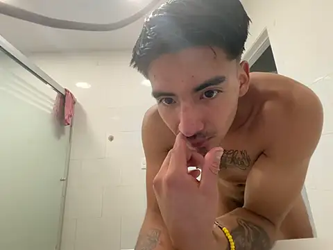 Snapshot of GIOOOO568 chatting on 10.24.25 GIOOOO568 online show from 10.24.25