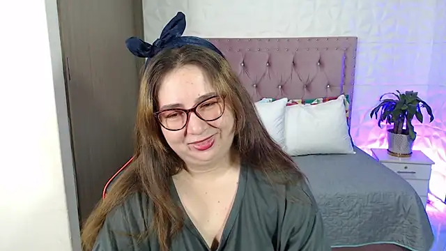 chloe prg online show from 02.22.25