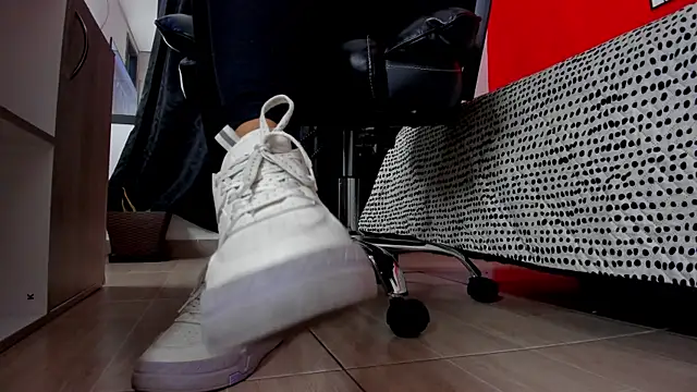 Keiny-Rave online show from 10.05.25