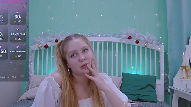 Ellie Wellie online show from 12.25.24