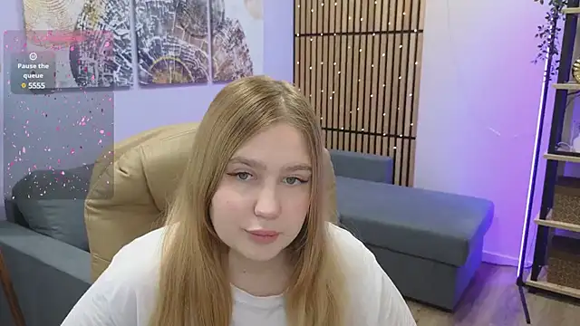 Ellie Wellie online show from 01.12.25