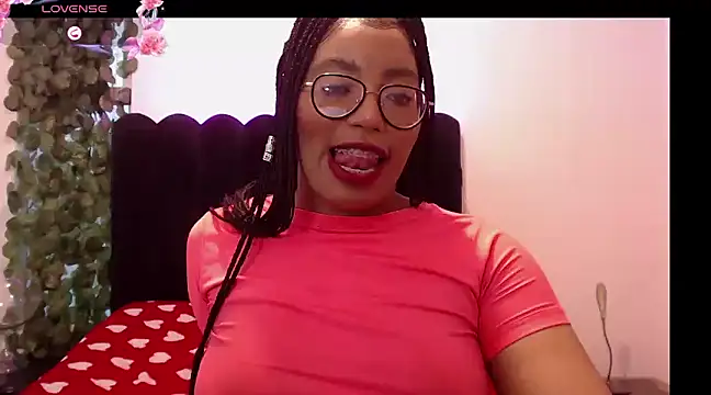 AmyBriiggs online show from 02.07.25