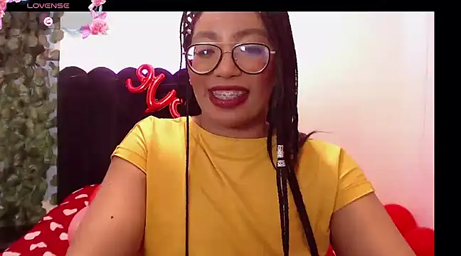 AmyBriiggs online show from 02.15.25