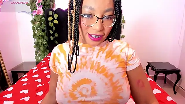 Snapshot of AmyBriiggs chatting on 03.20.26 AmyBriiggs online show from 03.20.26