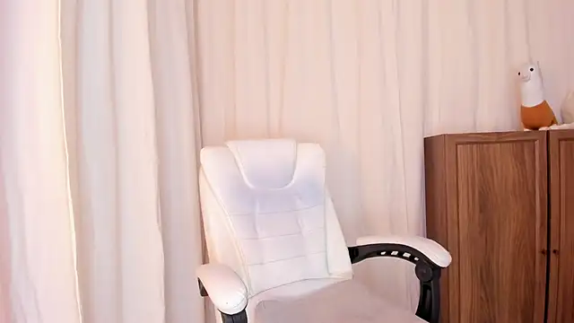 Snapshot of Maddy_bennet chatting on 01.17.25 Maddy bennet online show from 01.17.25