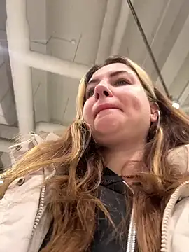 MayaMystic online show from 02.04.25