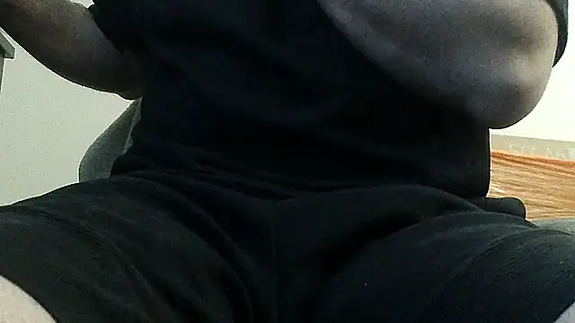 Snapshot of teek1234_1 chatting on 03.15.25 teek1234 1 online show from 03.15.25