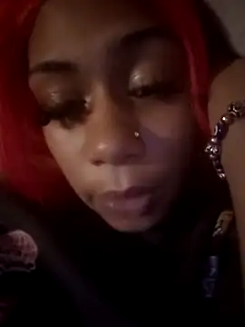 Snapshot of carmelbbyx22 chatting on 12.23.25 carmelbbyx22 online show from 12.23.25