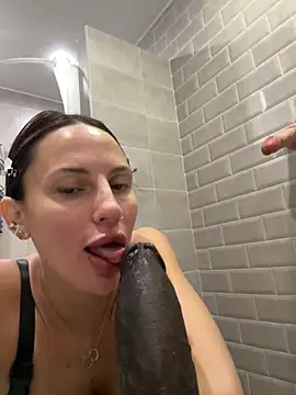 imMolly11 online show from 11.25.25