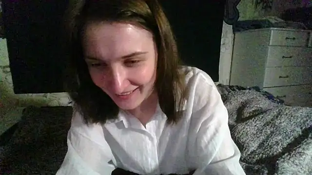 Snapshot of AlexsandraZoomer chatting on 12.19.24 AlexsandraZoomer online show from 12.19.24