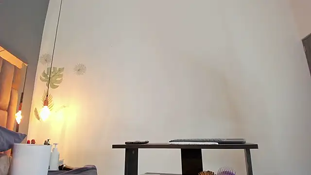 victoriaroyce1 online show from 01.30.25