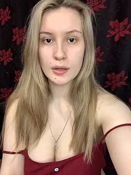 Snapshot of Sweet_white_chocolate chatting on 12.30.24 Sweet white chocolate online show from 12.30.24