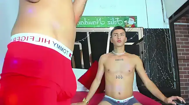 Snapshot of Angel_xxx chatting on 12.20.24 Angel xxx online show from 12.20.24