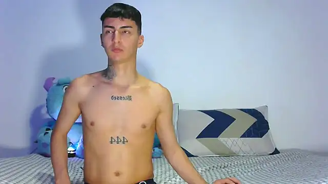 Snapshot of Angel_xxx chatting on 03.09.25 Angel xxx online show from 03.09.25