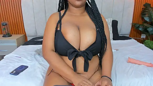 AinaraJimenez online show from 03.22.25