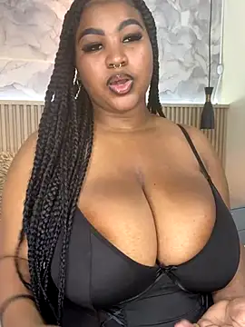 AinaraJimenez online show from 11.18.25