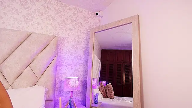 Valentinadiazz1 online show from 02.06.25