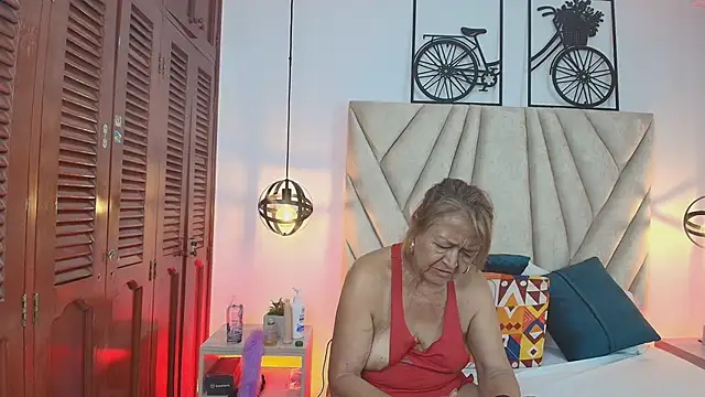 Valentinadiazz1 online show from 03.13.25