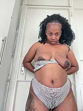 beverlyxxxx online show from 03.12.25