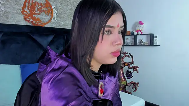 Lily Woodz online show from 10.31.25