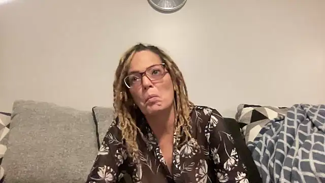 skarfos1babe69 online show from 12.29.24