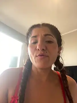 AlejandritaMilano online show from 02.14.26