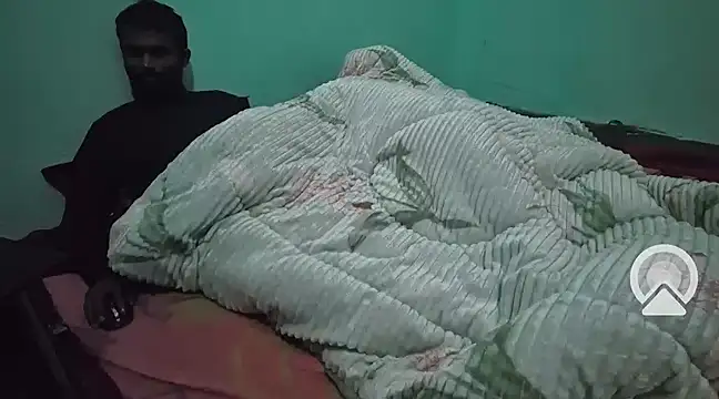 Snapshot of jaydev_madhuri chatting on 12.23.24 jaydev madhuri online show from 12.23.24