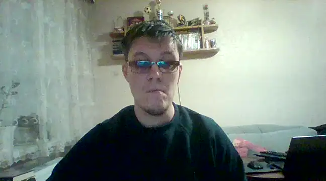 Snapshot of Nelixuss chatting on 01.14.25 Nelixuss online show from 01.14.25