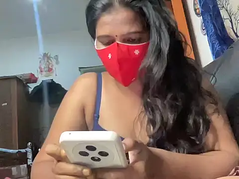 Tamil Sanjana  online show from 11.17.25