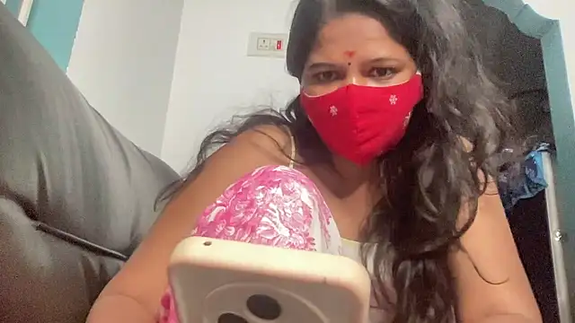 Tamil Sanjana  online show from 01.18.26