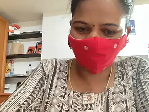 Snapshot of Tamil_Sanjana_ chatting on 04.11.26 Tamil Sanjana online show from 04.11.26