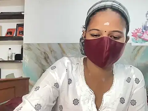 Snapshot of Tamil_Sanjana_ chatting on 04.13.26 Tamil Sanjana online show from 04.13.26
