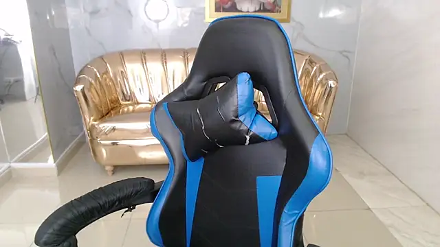 Snapshot of honey_torres_sub chatting on 11.21.25 honey torres sub online show from 11.21.25