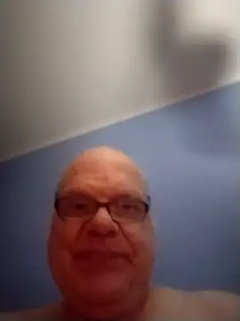 Snapshot of jk6t chatting on 12.20.25 jk6t online show from 12.20.25