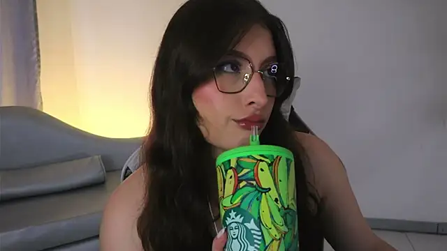 Snapshot of Daisha_Riley chatting on 05.18.26 Daisha Riley online show from 05.18.26