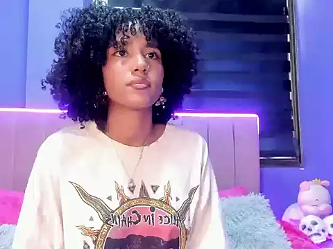 Snapshot of CintiaWalker chatting on 01.14.26 CintiaWalker online show from 01.14.26