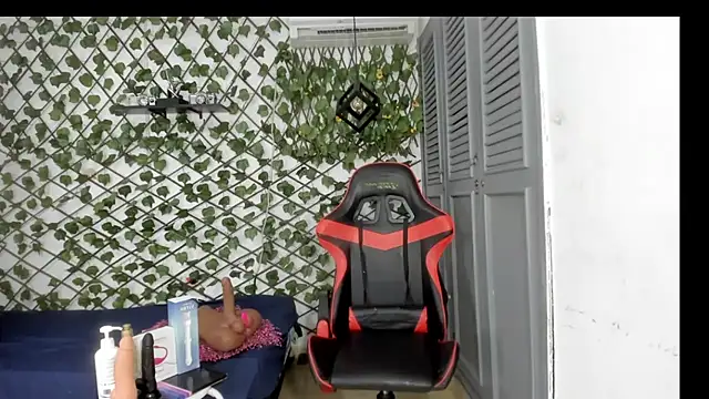 dani-lue online show from 11.22.25