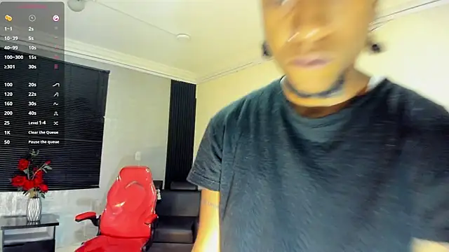 Snapshot of JhonyMiller_ chatting on 05.12.26 JhonyMiller online show from 05.12.26