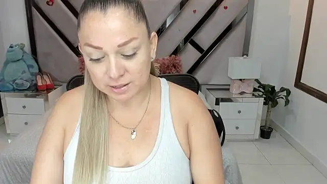 natalia5560 online show from 11.23.25