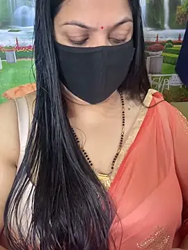 FlatVincy4 online show from 11.02.25