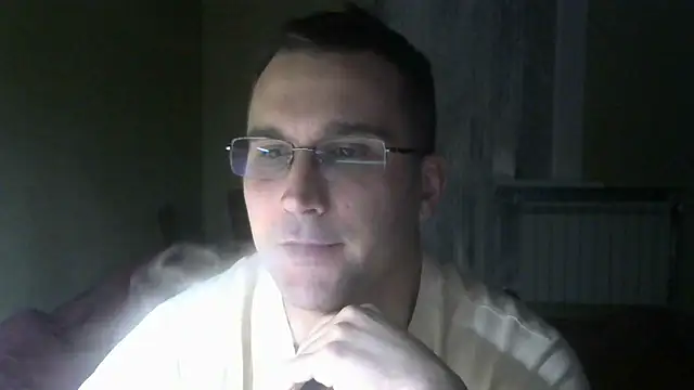 Snapshot of Sanderx chatting on 02.05.25 Sanderx online show from 02.05.25