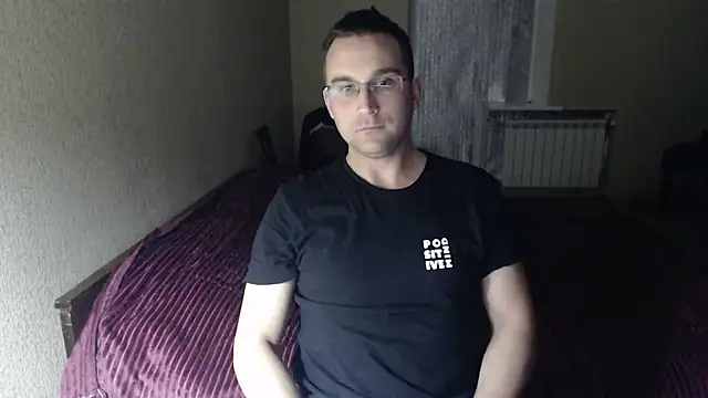 Snapshot of Sanderx chatting on 02.14.25 Sanderx online show from 02.14.25