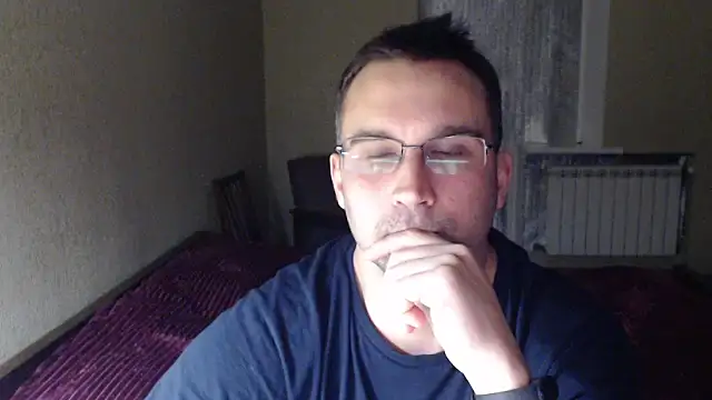 Snapshot of Sanderx chatting on 02.17.25 Sanderx online show from 02.17.25